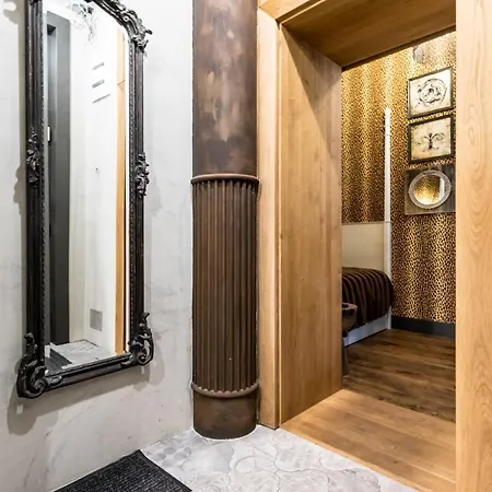 דירה Castle Downtown