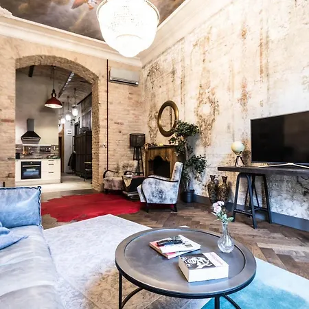 Castle Downtown * בודפשט